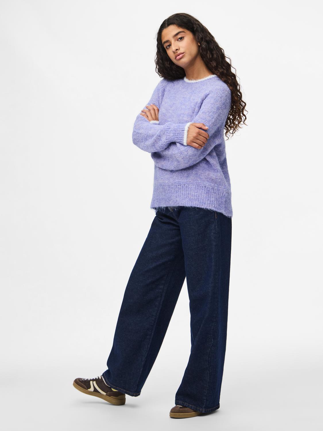 model_shot-front_full